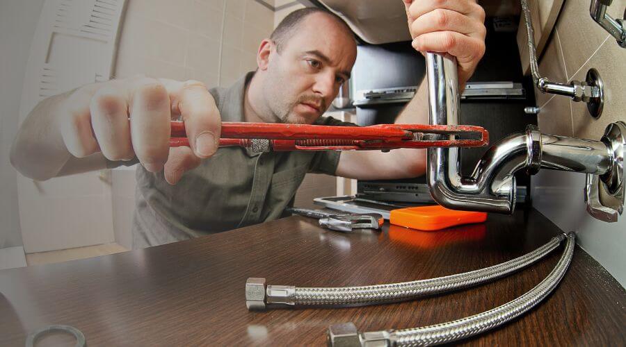 Professional sink repair in Monmouth, IA